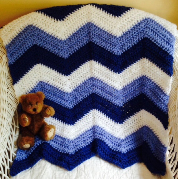 Preemie//car Seat//pram//dolls hand crochet Small baby blanket