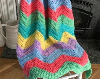 chevron zig zag baby afghan blanket wrap toddler crochet knit crib wheelchair ripple stripes VANNA WHITE yarn multi color rainbow handmade