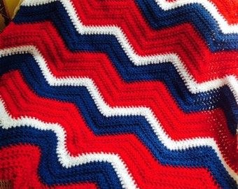 baby blanket afghan wrap chevron ripple crochet wheelchair stripes VANNA yarn patriotic military red white blue USA new england patriots