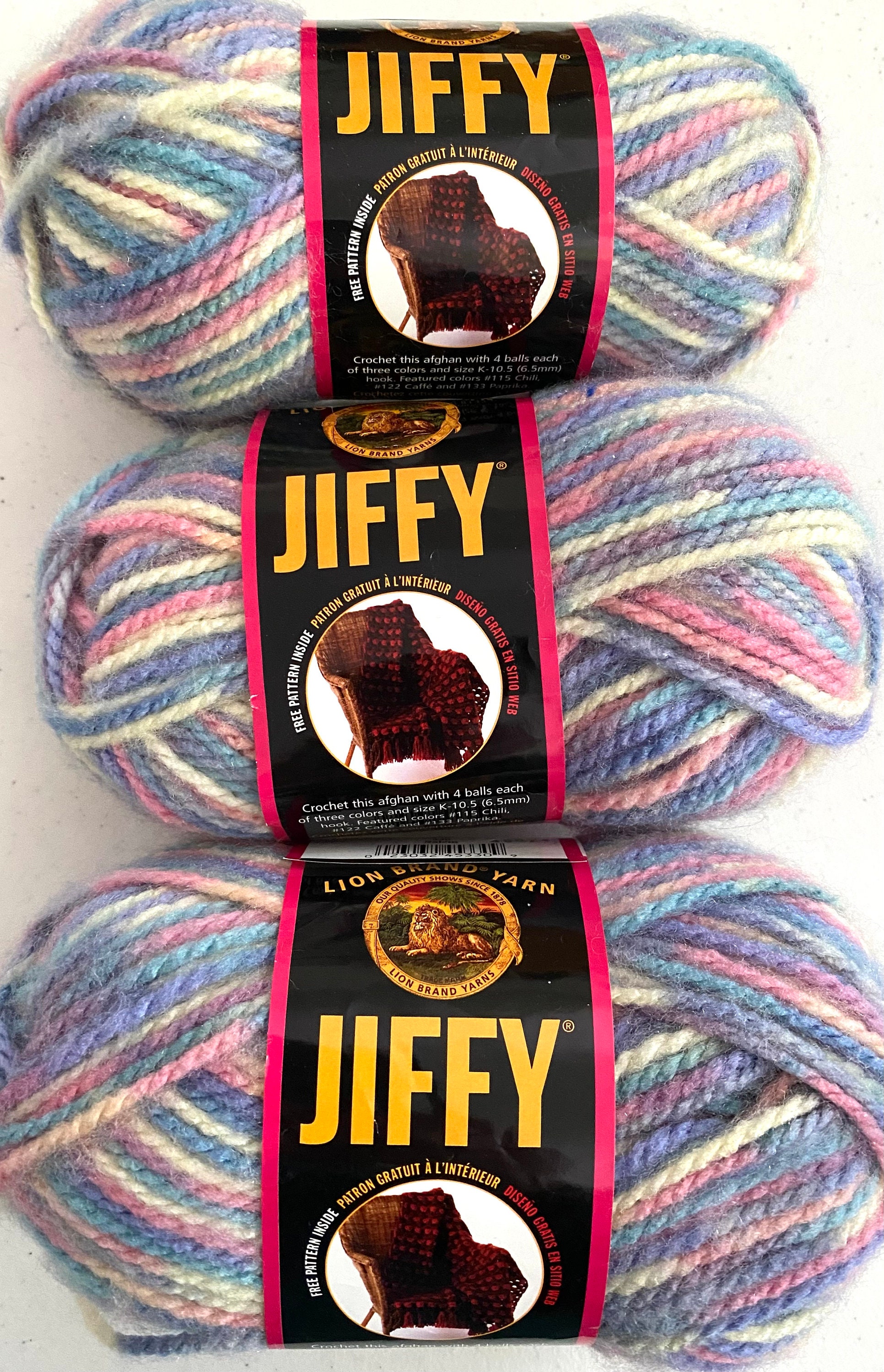 I found new Lion Brand Jiffy yarn : r/Yarn