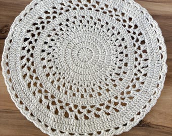 Scalloped Crochet Placemat Pattern, Round Lace Table Mat (PDF)