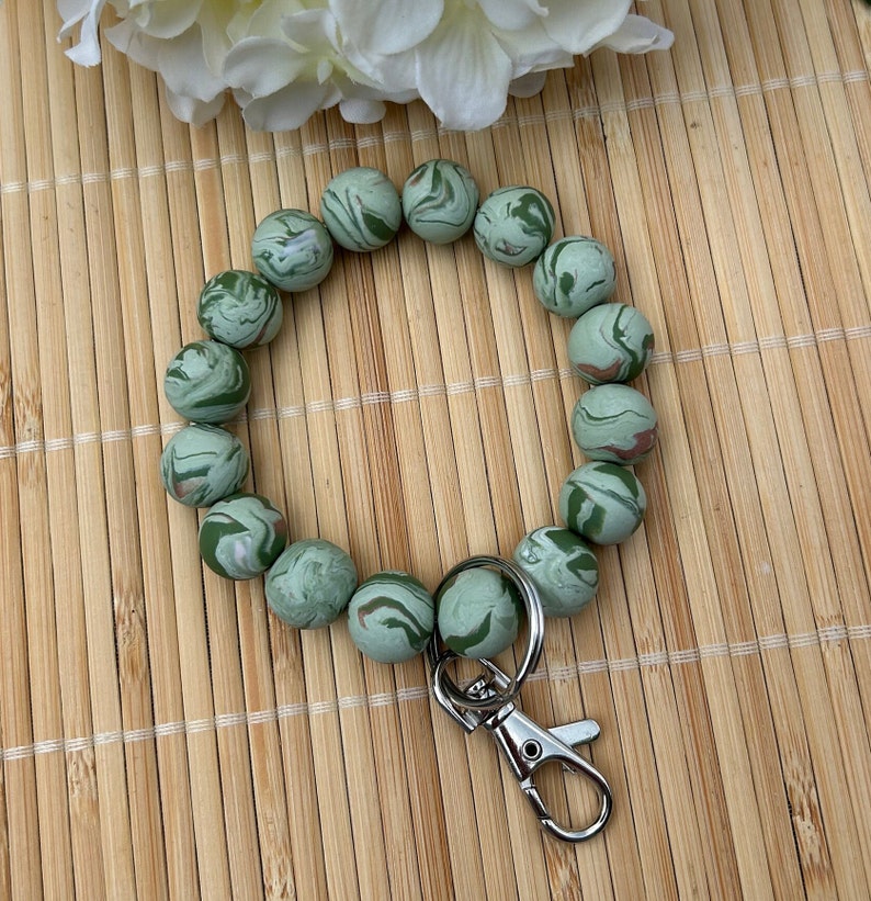 Chunky Wristlet Keychain Boho Bracelet, 15mm Handmade Clay Beads, Adjustable Key Ring Wristlet, Gifts for Women Teacher Nurse Busy Mom Sage Green Swirl