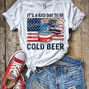 Es un mal día para ser una cerveza fría, Trump, MAGA, América, Merica, Día de la Independencia, 4 de julio, PNG, Trump PNG, Cerveza png, Punchy