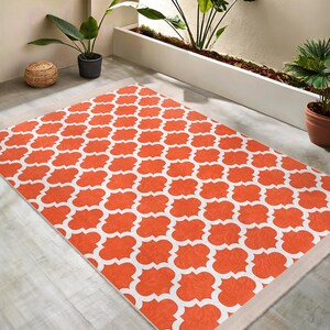 Orange Quatrefoil-matta - Vitklövertema-matta - Djärv accentmatta - Geometriskt mönster - Livfull löpare - Elegant modern matta