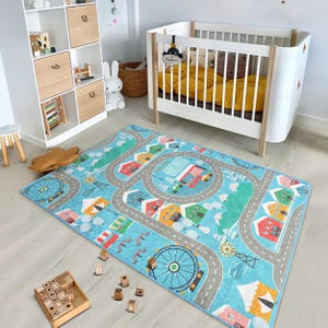 Verspielter Stadtplan Teppich - Fun Road Abenteuer Teppich - Kinderzimmer Teppich -Streetscape Teppich-Vibrierendes Blaues Thema Anti-Rutsch-Teppich-Interaktive Spielmatte