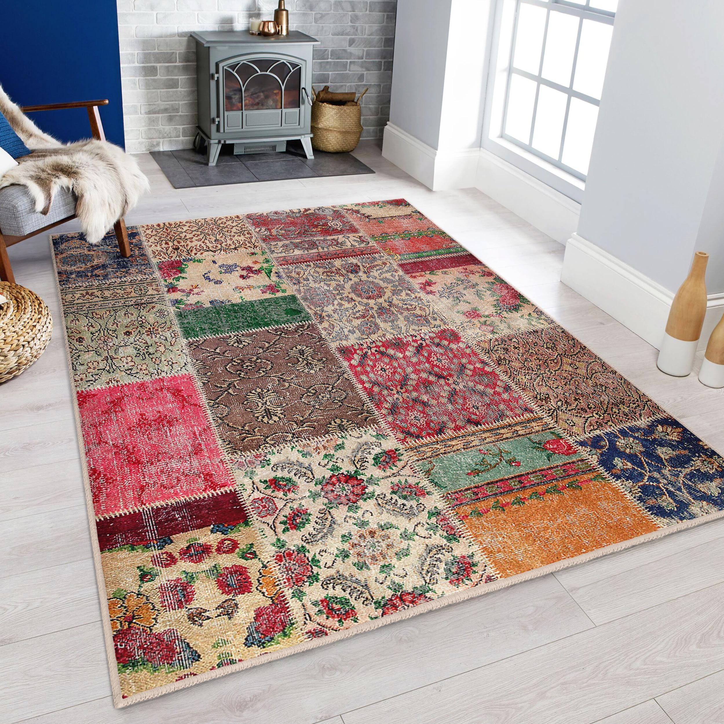 Vintage Patchwork Area Rug - Multicolor Floral Accent Rug - Boho