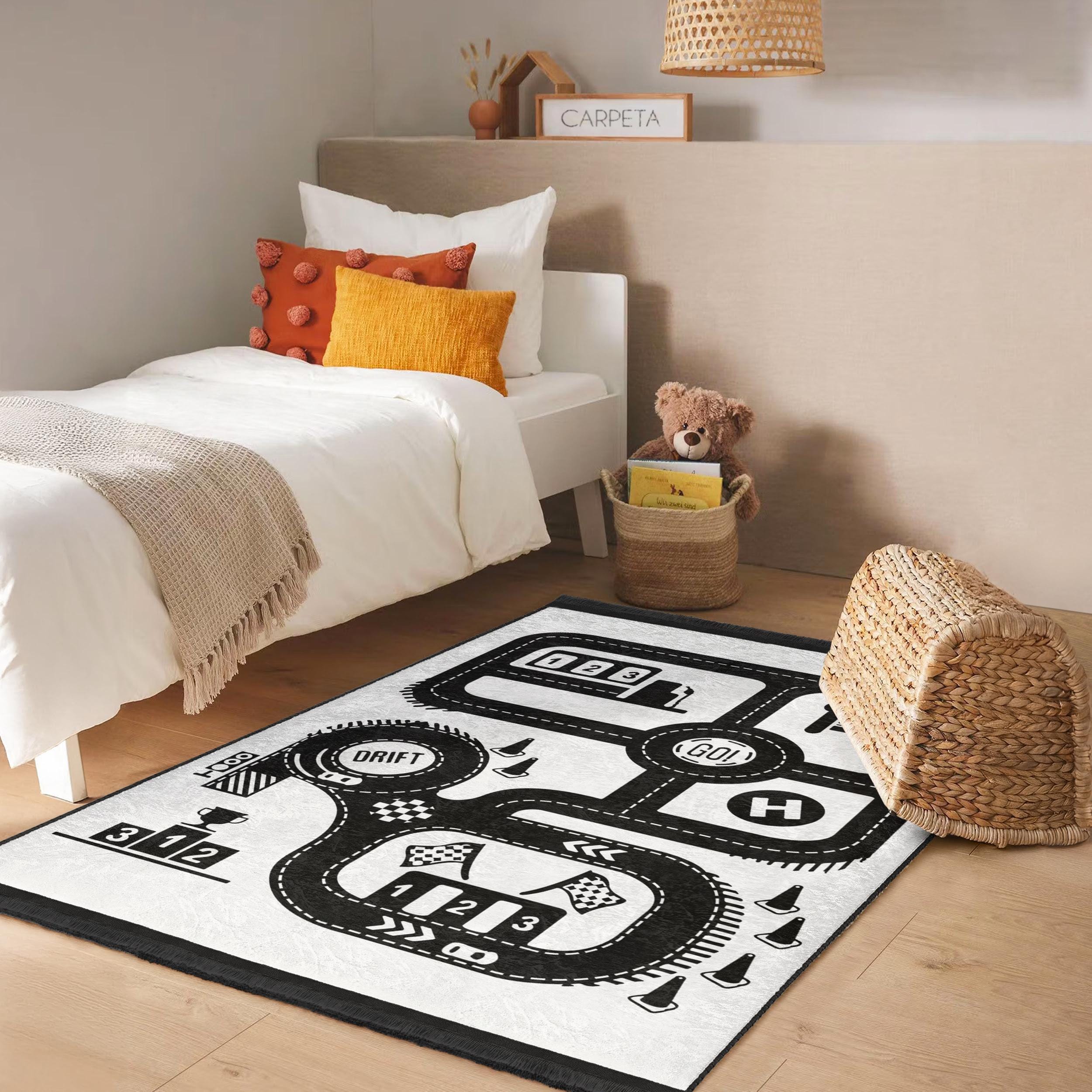 Race Track Kids Rug - Monochrome Road Pattern Mat - Black White