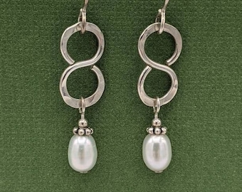 Handmade Hammered Sterling Silver Infinity Pearl Earrings