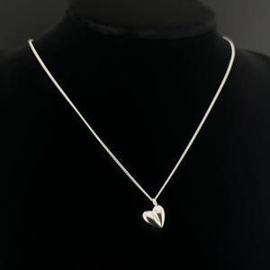 925 Silver Heart Necklace for Women - Dainty Silver Heart Pendant - Minimalist Jewelry - Love Necklace - Gift for Her - Perfect Gift