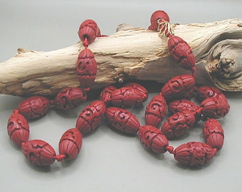 Vintage Chinese Cinnabar Hand Knotted Bead Strand Read Description