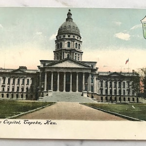 Vintage 1930s UNUSED Postcard - Kansas State Capitol Topeka, Kansas - Made in USA by IPCN and Co.