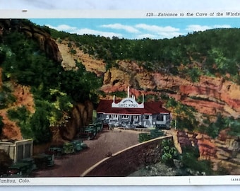 Vintage jaren 1930 UNUSED Linnen Ansichtkaart- Ingang aan de Grot van de Winden, Manitou, Colorado - Sanborn Souvenir Co.