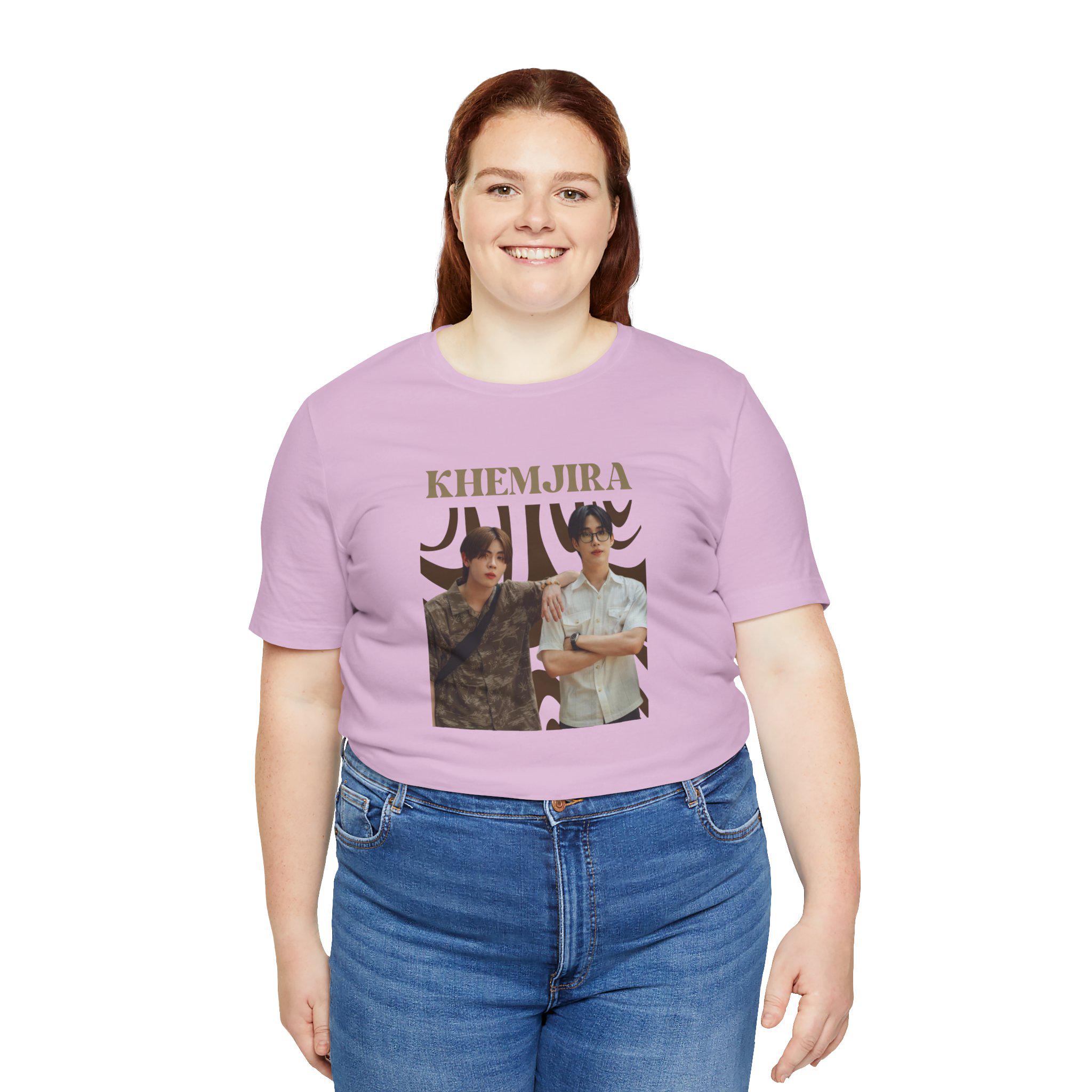 KHEMJIRA TleFirstoneグッズ Khemjiraシリーズ（ChanJet版）レトロスタイルユニセックスTシャツ