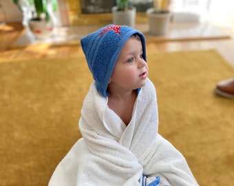 Hooded Bath Towel Sewing Pattern|  Matching Wash Cloths | PDF SEWING PATTERN | Instant Download