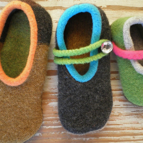 Kids Cozy Slippers | PDF Sewing Pattern | Upcycled Sweaters (sizes Newborn to Child 13)-INSTANT DOWNLOAD