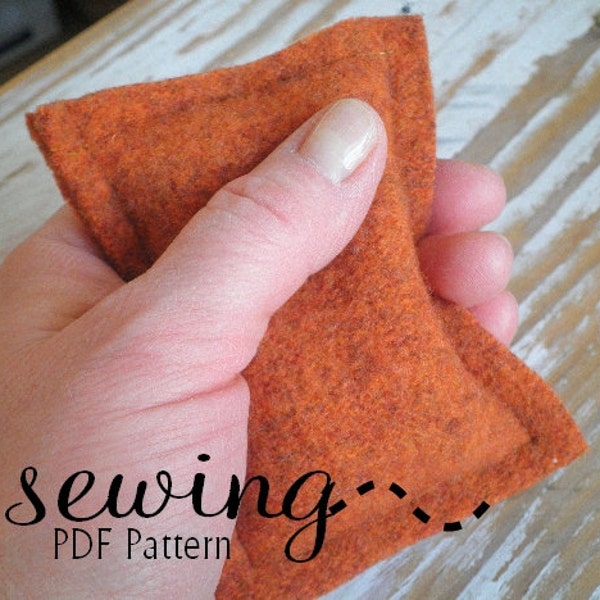 INSTANT DOWNLOAD pdf pattern - Therapeutic Rice Bag Set - Hand warmers, Neck Bag, Eye Pillow, Back Pad, Feet Warmer