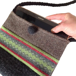 Hip ipad/tablet Crossbody Bag - Sewing Pattern - Upcycled Wool Sweater