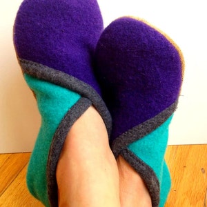 Upcycled Crossover Slippers PDF Pattern Sizes: Youth 13,1-3 Women 4-13 Men 3-12 image 4