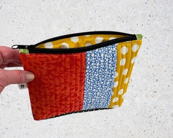 Scrappy Quilted Zipper Pouch PDF Sewing Pattern | Beginner Friendly Project | Cosmetic Bag | Zipper Clutch