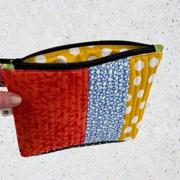 Scrappy Quilted Zipper Pouch PDF Sewing Pattern | Beginner Friendly Project | Cosmetic Bag | Zipper Clutch
