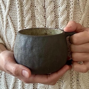 Handgemachte Keramiktasse, Wabi Sabi Steinzeug Tasse 300ml, erdige Keramik Kaffee Tee Tasse, Minimaler japanischer Stil, Kleinserien Geschenk - Auf Bestellung