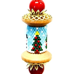 Christmas Scene Spool Ornament - Even Count Peyote (Tutorial Only - English Only)