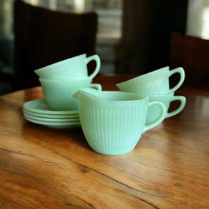 VTG Jadeite Ribbed Coffee Cups Saucers Creamer Set Of 4 MCM Collectible READ