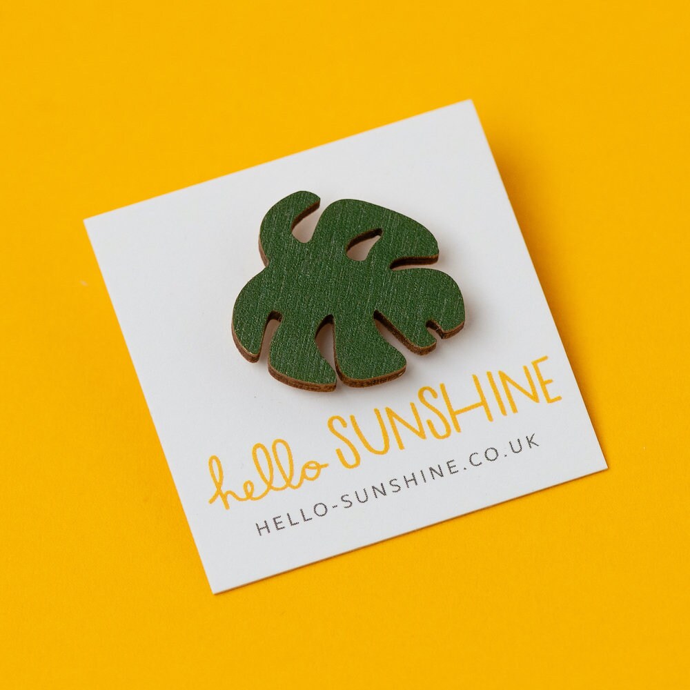 Cheese Plant Lapel Pin - Monstera Badge - Laser Cut Wooden Jewellery - Perfect Gift for Plant Lovers - Crazy Plant Lady - Monstera Deliciosa