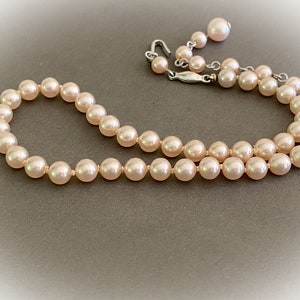 Vintage Faux Pearl Choker Necklace. Something Old. Classic Bridal Jewelry image 3