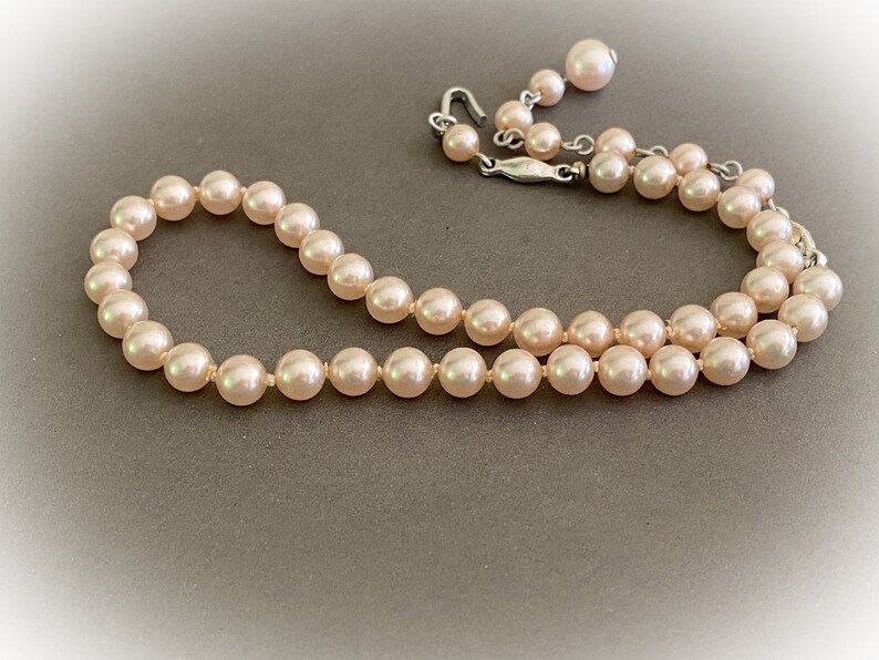 Vintage Faux Pearl Choker Necklace. Something Old. Classic Bridal Jewelry image 3