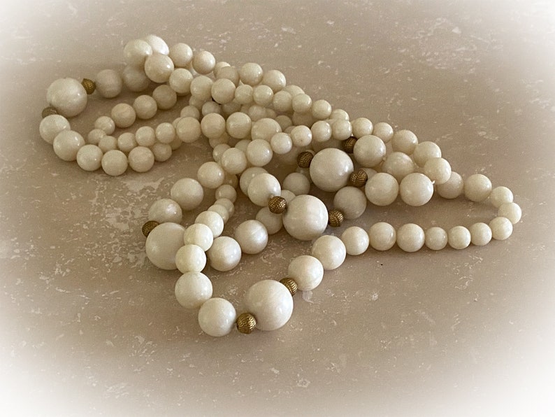 Vintage Rope Length Art Deco Necklace. Extra Long 52 Inches. White and Gold Beads image 6