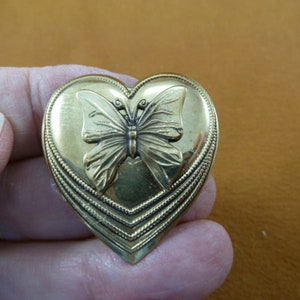 small Butterfly I love butterflies bugs bug lover inscet on heart brass pin repro Victorian brooch B-But-1