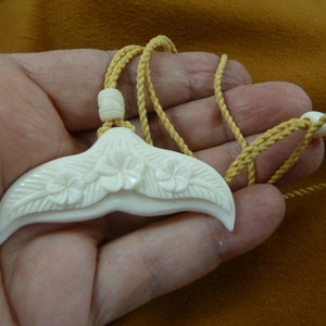 graceful white Whale tail Maori hook bone carved Pendant adjustable cord Necklace jewelry J-WHALE-4