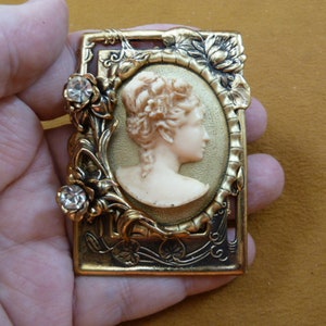 3-D Lady with rose flowers headband oval backing ivory + tan Cameo floral frame brass pin pendant brooch CL21-34