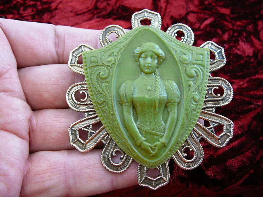 Victorian Woman on Scrolled Shield With Olive Green Cameo Brass Pin ...