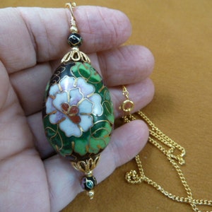 Black with white green flower 40x32 mm oval egg shaped Cloisonne bead gold filigree cap pendant for necklace J520-33