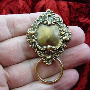 Daisy rose Flowers flower scrolled brass Eyeglass pin pendant ID badge holder E-319