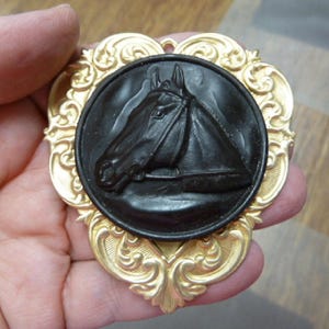 Mare tête de course de chevaux étalon tout noir deuil CAMÉE broche Broche pendentif en laiton, j’aime les chevaux CL54-20