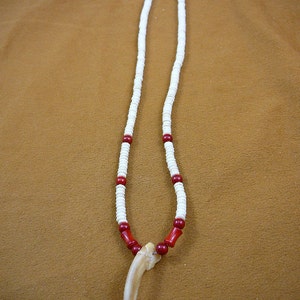 2-1/8&quot; BADGER claw natural white cow bone and red bamboo coral bead Jewelry beaded 20&quot; NECKLACE W40-25