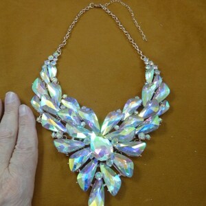 vintage Aurora borealis AB iridescent Austrian crystal rhinestones gold tone necklace costume jewelry VN-19