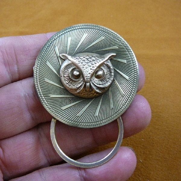 small owl head on spiral swirl starburst textured round brass Eyeglass holder id badge pin pendant love owls E-559