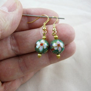 Green with pink white flower 12 mm round Cloisonne and gold bead dangle earring pair EE-600-302