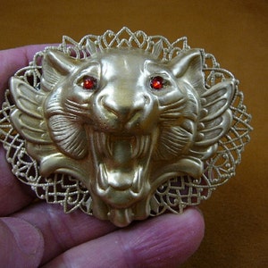 Roaring lion head with big teeth + red eyes King pride leader love lions on oval filigree Victorian repro brass pin pendant B-Lion-752