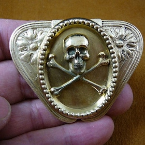 Skull and crossbones bones cross x love Pirate flowers triangle Victorian brass pin pendant B-SKULL-29