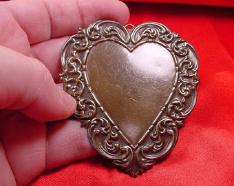 large heart with scrolled trim design love Valentine hearts repro Victorian brass pin pendant Victorian brooch B-Heart-20