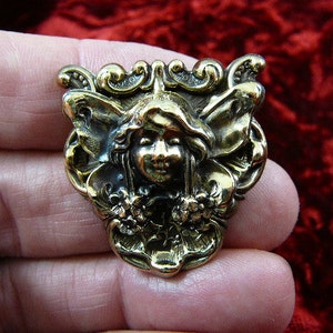 little pixie Fairy with butterfly wings scrolled design brass pin pendant Victorian brooch B-FAIR-1