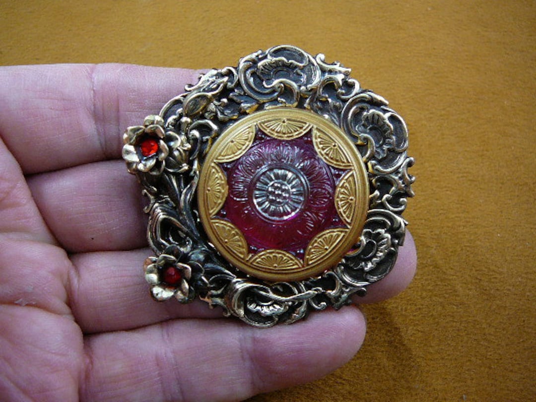 Red Starburst Flower Gold Scalloped Trim Design Czech 1940's Glass