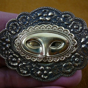 Mardi gras Theater play eye costume party mask flower Victorian repro brass pin pendant B-MASK-43
