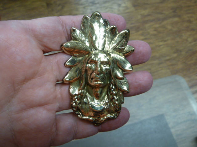 Broche Vintage En Argent 800 - Motif Lamas Avec Indien à Coiffe De Plumes - Bijou Ancien