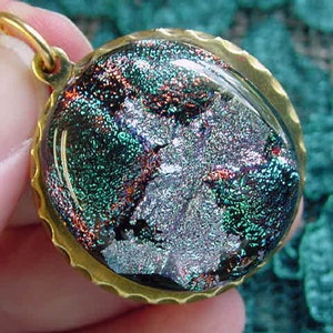 Silver green red sparkle black DICHROIC Fused glass cab on round circle repro Victorian brass pendant DB-710
